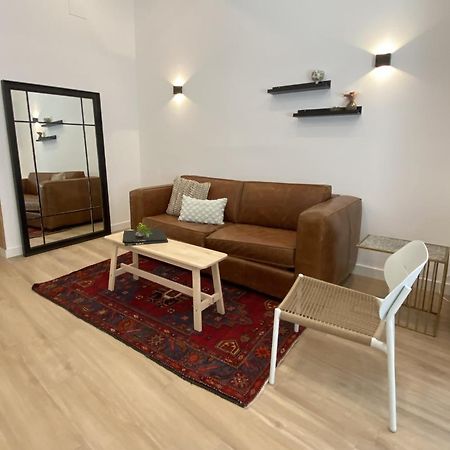 Auditorio/Bernabeu Apartment1 Madrid Bagian luar foto